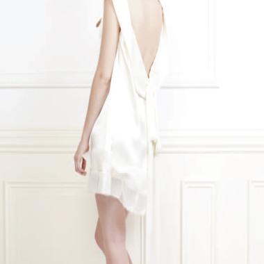 GWANNI - Création de robes courtes de mariée à Bordeaux - 03 GWANNI - Création de robes courtes de mariée à Bordeaux - 03