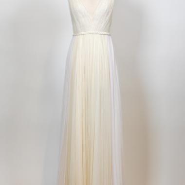 GWANNI - Création de robes longues de mariée à Bordeaux - 19 GWANNI - Création de robes longues de mariée à Bordeaux - 19