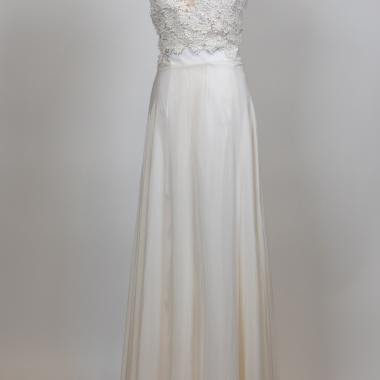 GWANNI - Création de robes longues de mariée à Bordeaux - 21 GWANNI - Création de robes longues de mariée à Bordeaux - 21